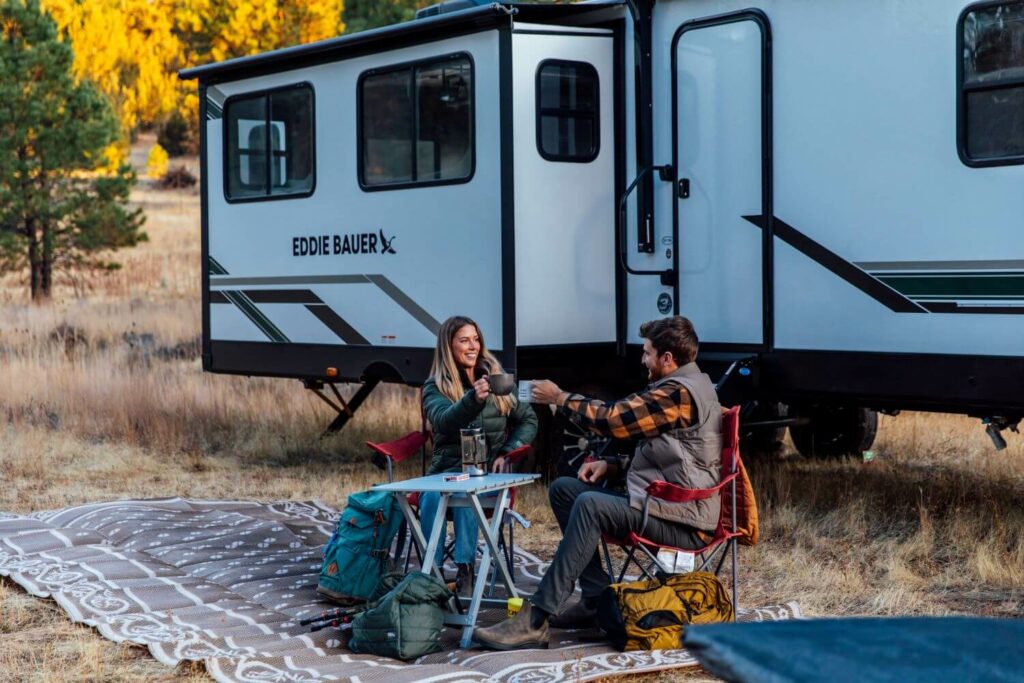What Are the Best Campers for Couples in 2025?