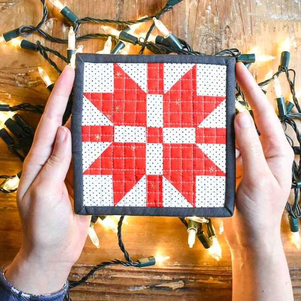 Last Minute Christmas Mini Quilt Project